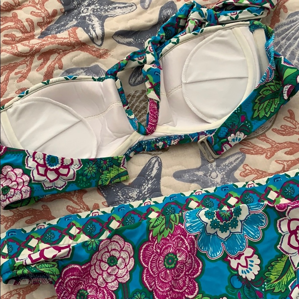 Becca Bikini - Picture 5 of 5